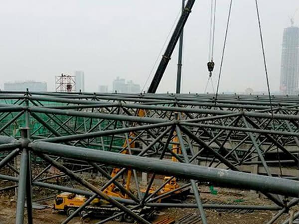 通州螺栓球网架结构